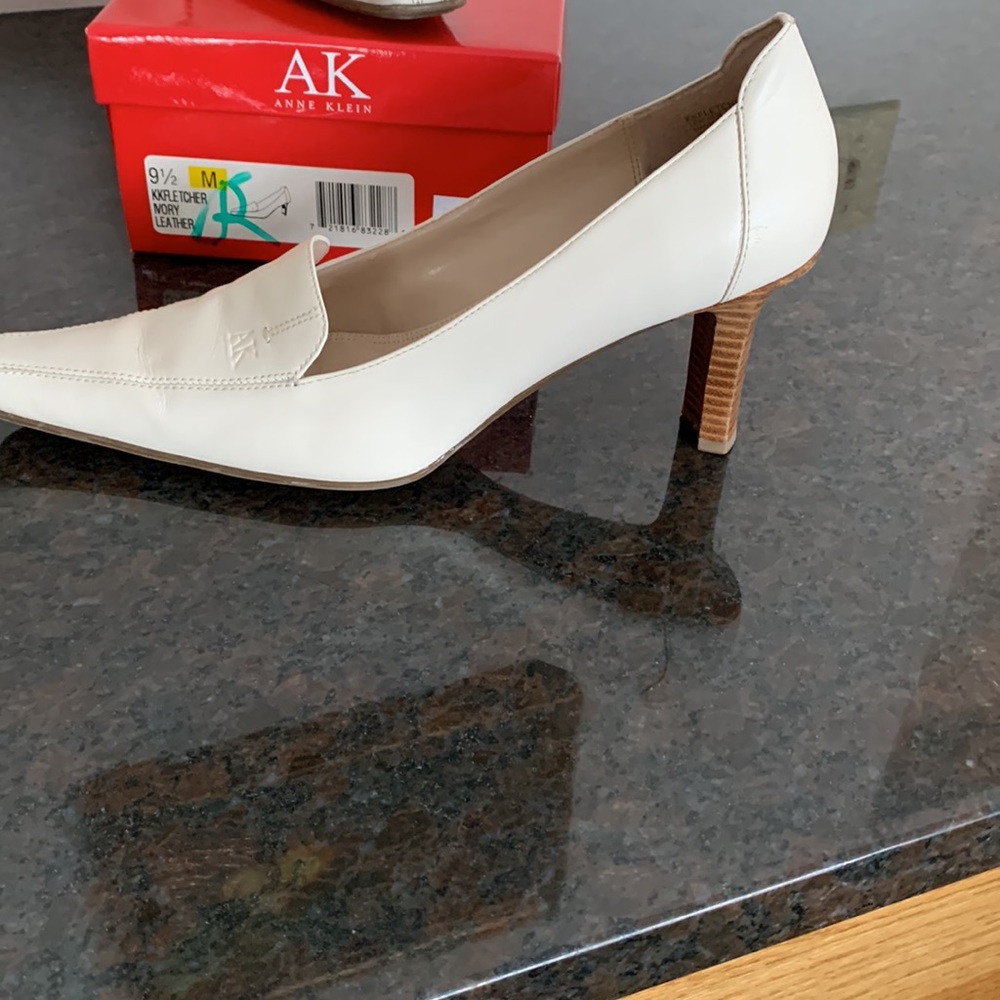 Ann Klein iflex heels - Picture 2 of 6